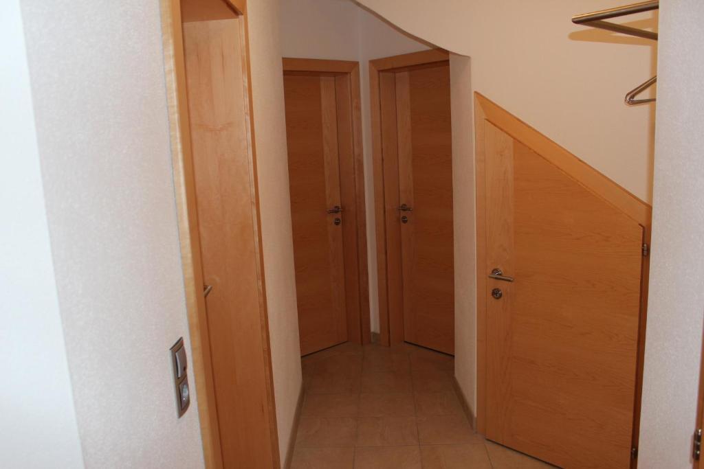 Haus Markus Fuegen Luaran gambar